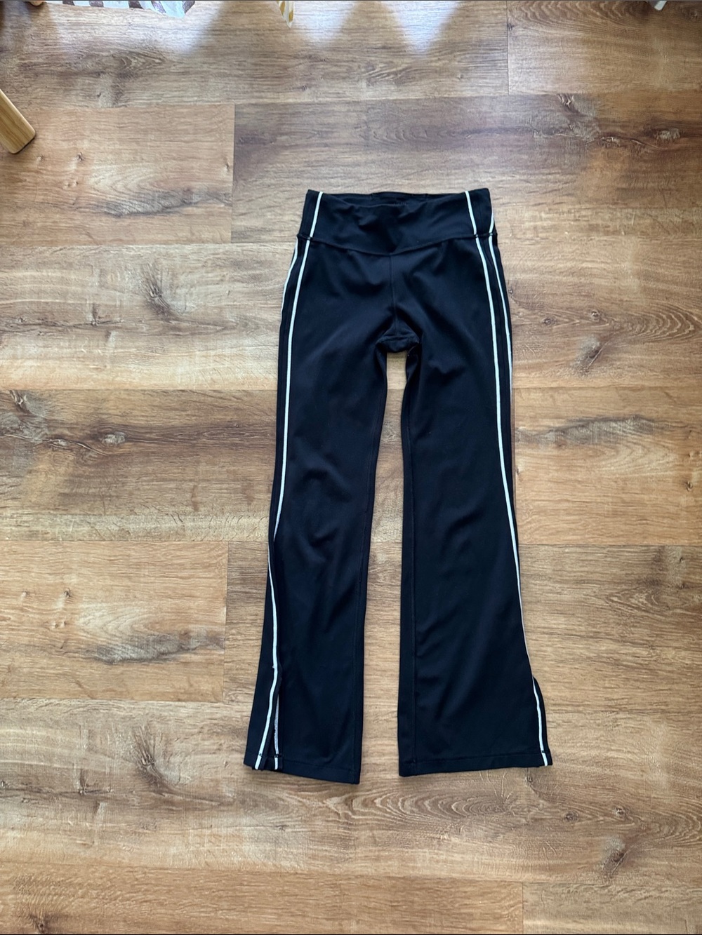 Athleta Girls high rise chit chat flare leggings
